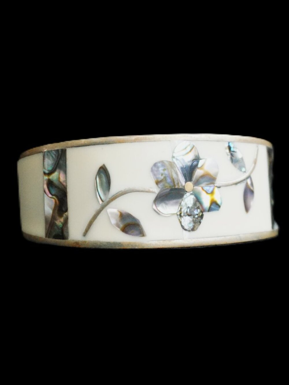 Vintage Mexican Alpaca Silver Tone Cuff Bracelet White Cream Enamel Shell Flower